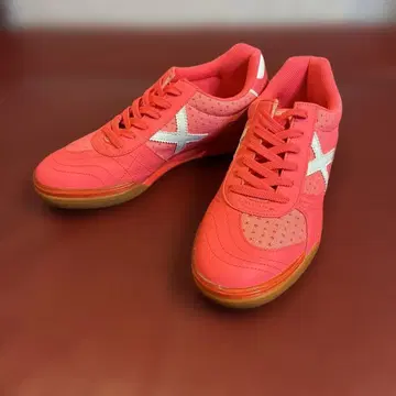 MUNICH(뮤닉) 스니커즈 사이즈 43/27cm-27.5cm