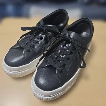 BMZ 아시토레 뷰티 가죽 스니커즈