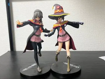 메구밍과 윤윤 피규어 세트