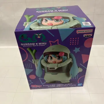 GUNDAM x MIKU 피규어 건담 하츠네 미쿠 45주년 자쿠 미쿠