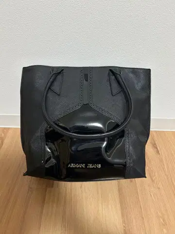 ARMANI JEANS 블랙 토트백