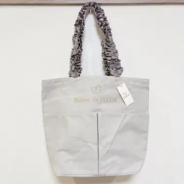 메종 드 플뢰르 토트백 그레이 프릴 Maison de FLUER