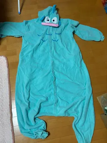 [가격 인하 가능] 한교동 산리오 인형옷 룸웨어