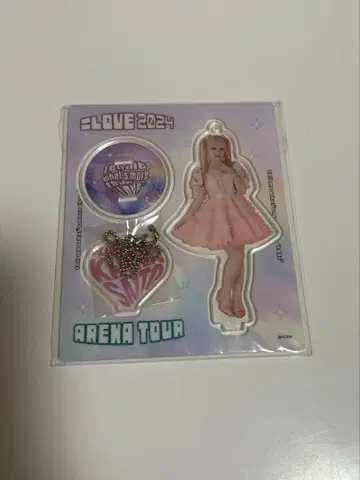 이코럽 사이토 키아라 아크릴 스탠드 키링 6주년 핑키 의상