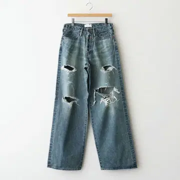 SUGARHILL DAMAGED MODERN DENIM PANTS
