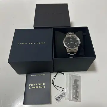 [ 새상품급 ] 다니엘 웰링턴 실버 손목시계 ICONIC LINK