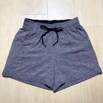 룰루레몬 그레이 숏팬츠