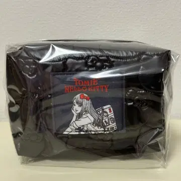 애니마이 복권 토미에 x 헬로키티 멀티 파우치 블랙