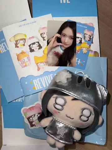 IVE REVIVE+ PETIT 이소 시크릿 버전