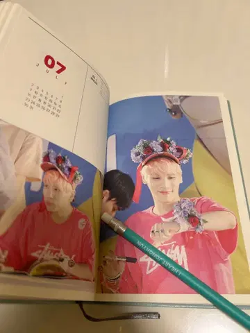 샤이니 종현 다이어리 2017 볼펜 포함