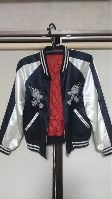 스카잔 일본제 드래곤 자수 수베니어