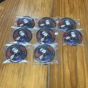 트위스테 트위스티드 원더랜드 트레이 식전복 캔뱃지