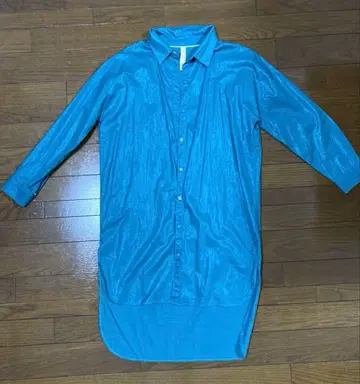 Q 롱 셔츠 (에메랄드 그린)