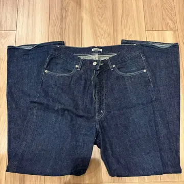 AURALEE 다크 블루 스트레이트 데님 M 사이즈