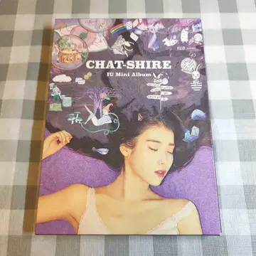아이유 CHAT-SHIRE 아이유 미니 앨범