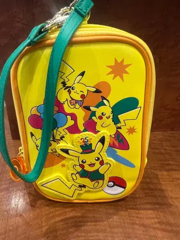USJ 한정판 포켓몬 피카츄 파우치