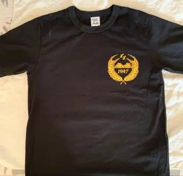 랑그리츠 가죽 T셔츠 S