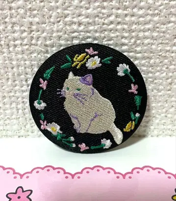 지브리 자수 브로치 귀를 기울이면 문