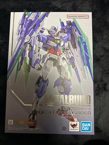 메탈빌드 더블오 퀀터 풀세이버