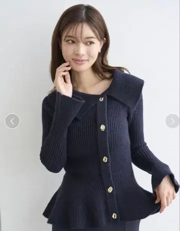 [새상품급] 26SS snidel 스나이델 페플럼 니트 풀오버 네이비