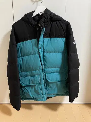 [ BAYFLOW ] 다운 자켓 블랙/터콰이즈