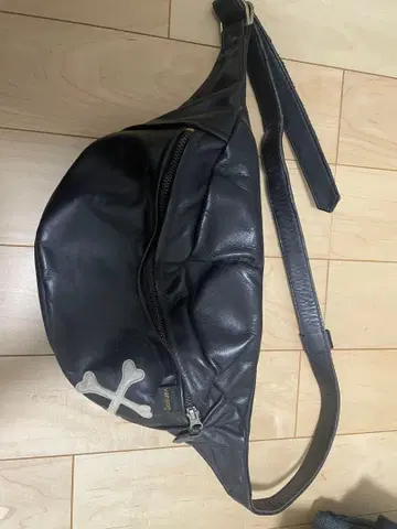 VANSON BackDrop 별주 바디백 웨스트 파우치