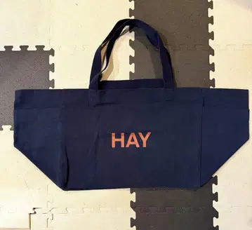 [새상품] HAY 위켄드 백 NO.2 미드나잇 블루