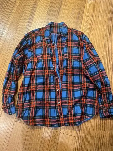 ssz닐 셔츠 M 사이즈