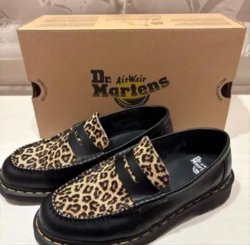 닥터 마틴 레오파드 무늬 로퍼