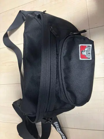 BEN DAVIS 블랙 숄더백