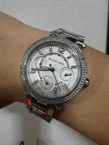 MICHAEL KORS 실버 손목시계 Parker