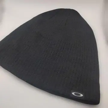 3913 오클리 니트 캡 블랙