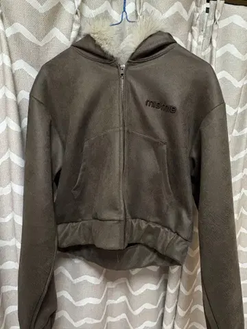 퍼 스웨이드 분또 후드티