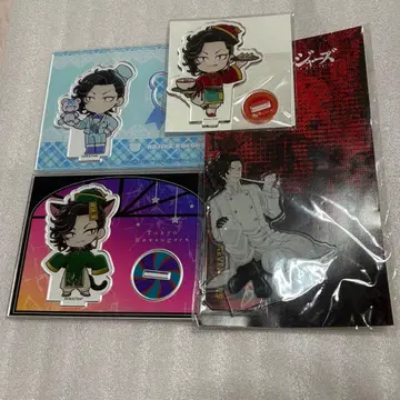 이즈미 카즈이 아크릴 스탠드 프린세스 카페 테디베어 할로윈