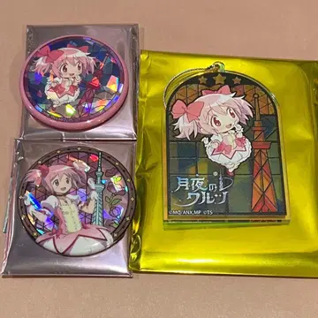 마도카 마기카 스카이트리 콜라보 아크릴 키링 캔뱃지