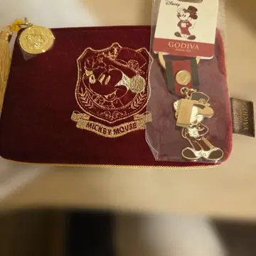 미키 GODIVA 콜라보