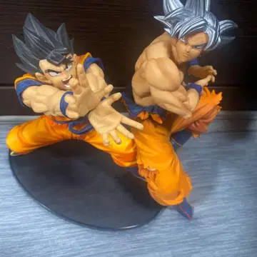 드래곤볼 손오공 액션 피규어