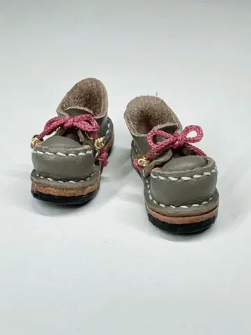 브라이스 오데코 숏부츠 그레이