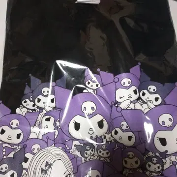 이토 준지 x 산리오 캐릭터즈 갸루 토미에 쿠로미 T셔츠 L 사이즈