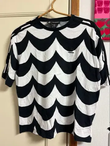 adidas marimekko 파도 무늬 반팔 티셔츠