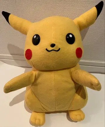 피카츄 봉제 인형 TOMY제