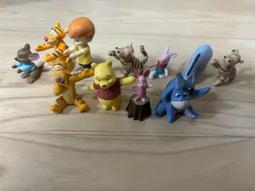 곰돌이 푸 가챠가챠 피규어