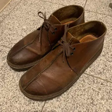 클락스 데저트 트렉 clarks