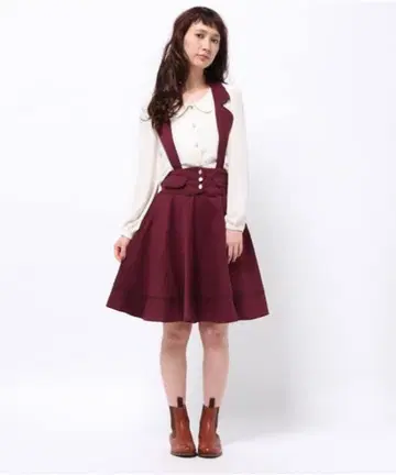 테일러 옷깃 서스펜더 스커트 M 사이즈 와인 미사용