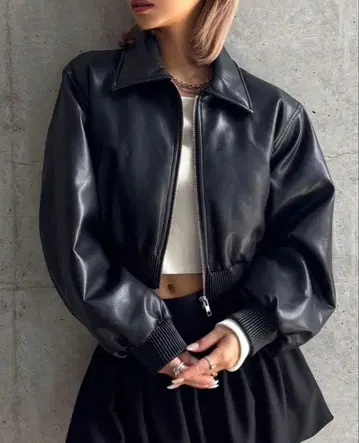 GYDA 인조 가죽 숏 블루종