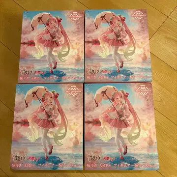 벚꽃 미쿠 AMP+ 피규어 4개 세트