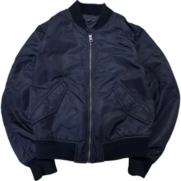 유니클로 MA-1 플라이트 자켓 블랙