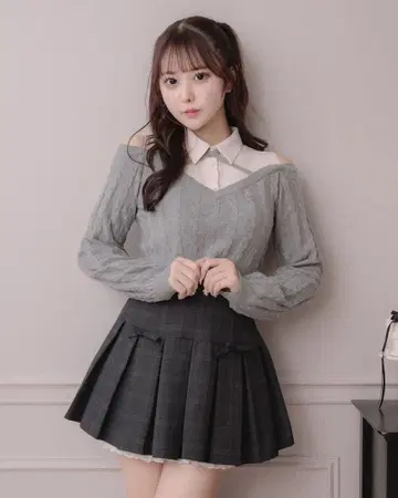 pium 셔츠 레이어드 오픈 숄더 니트