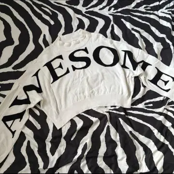 [새상품급] GYDA 로고 니트