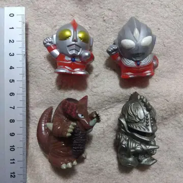 울트라맨 손가락 인형 세트